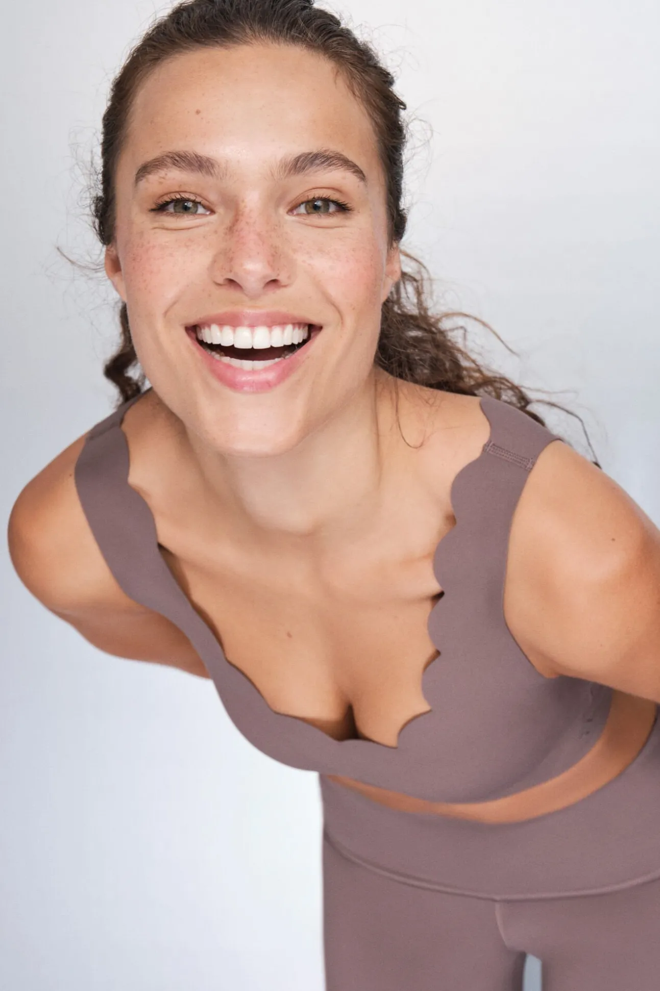 Sujetador deportivo COMPRESSIVE marrón