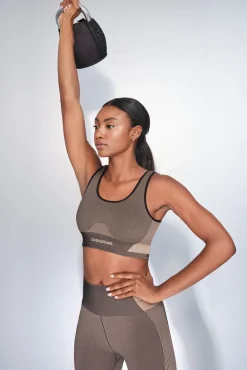 Sujetador deportivo marrón SEAMLESS FIT