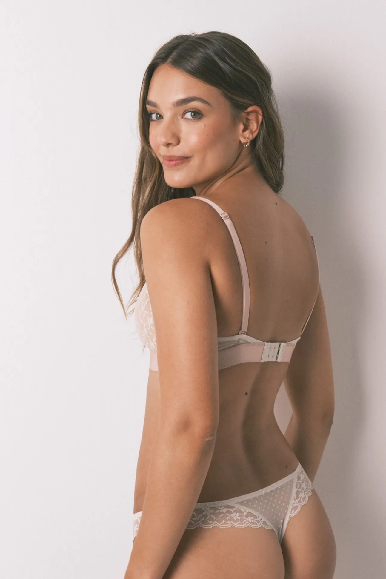 Sujetador triangular NATURAL encaje beige