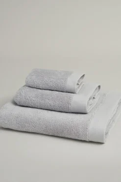 Toalla baño wonder 550g rizo americano gris 150x100