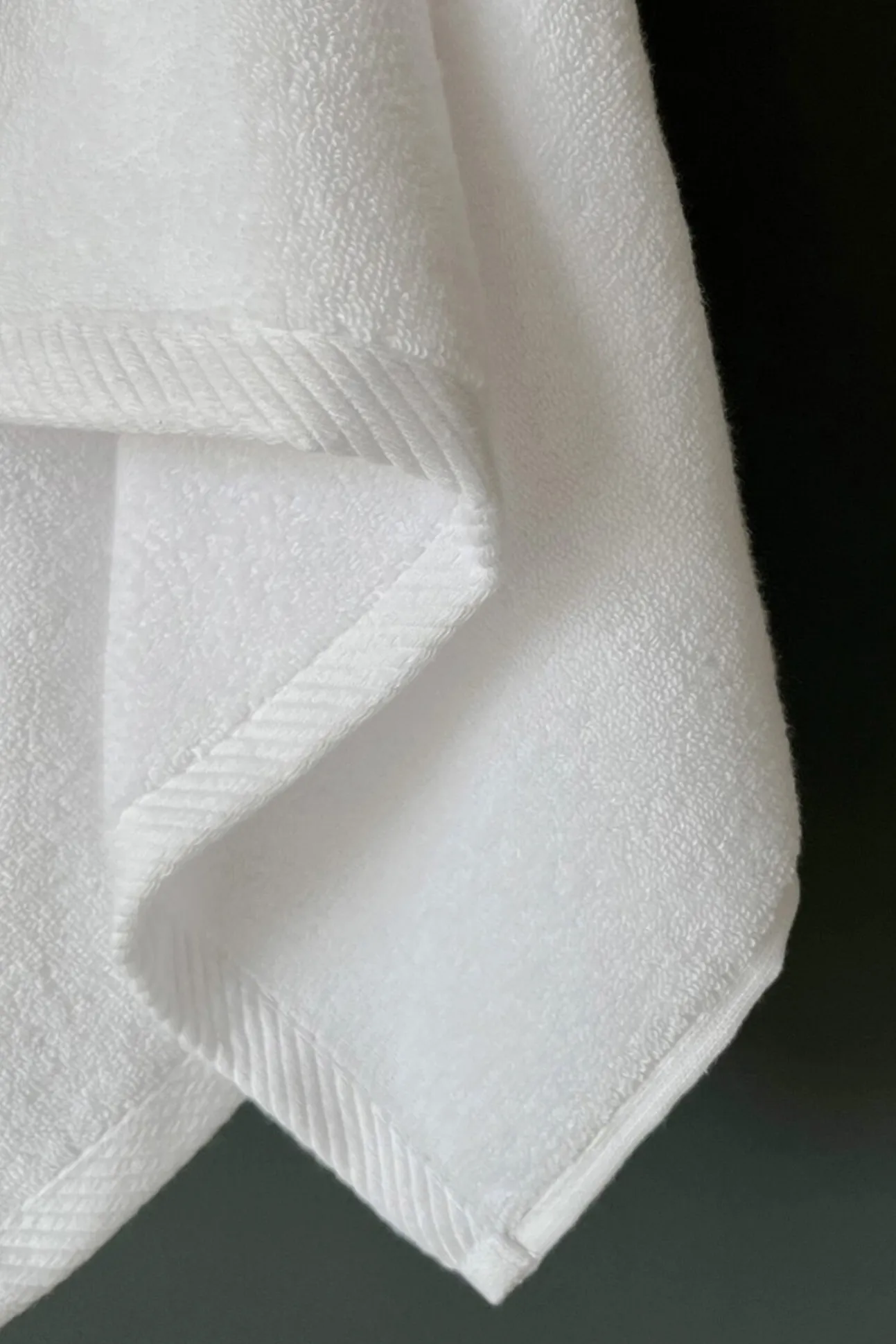 Toalla manos asana 600g/m2 zero twist blanco 50x100