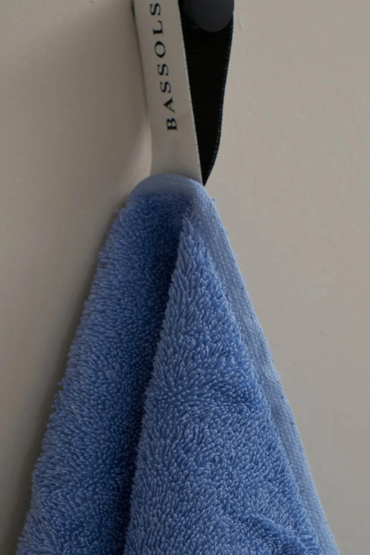 Toalla tocador wonder 550g rizo americano azul 30x50