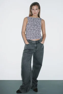 Top ajustado florecitas