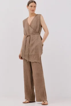 Top asimétrico textura