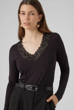 Top de manga larga y cuello pico