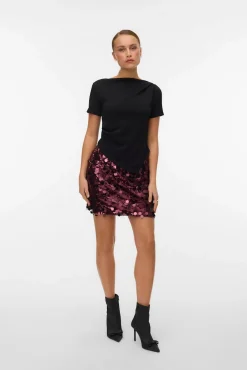 Top de mujer de manga corta asimétrico