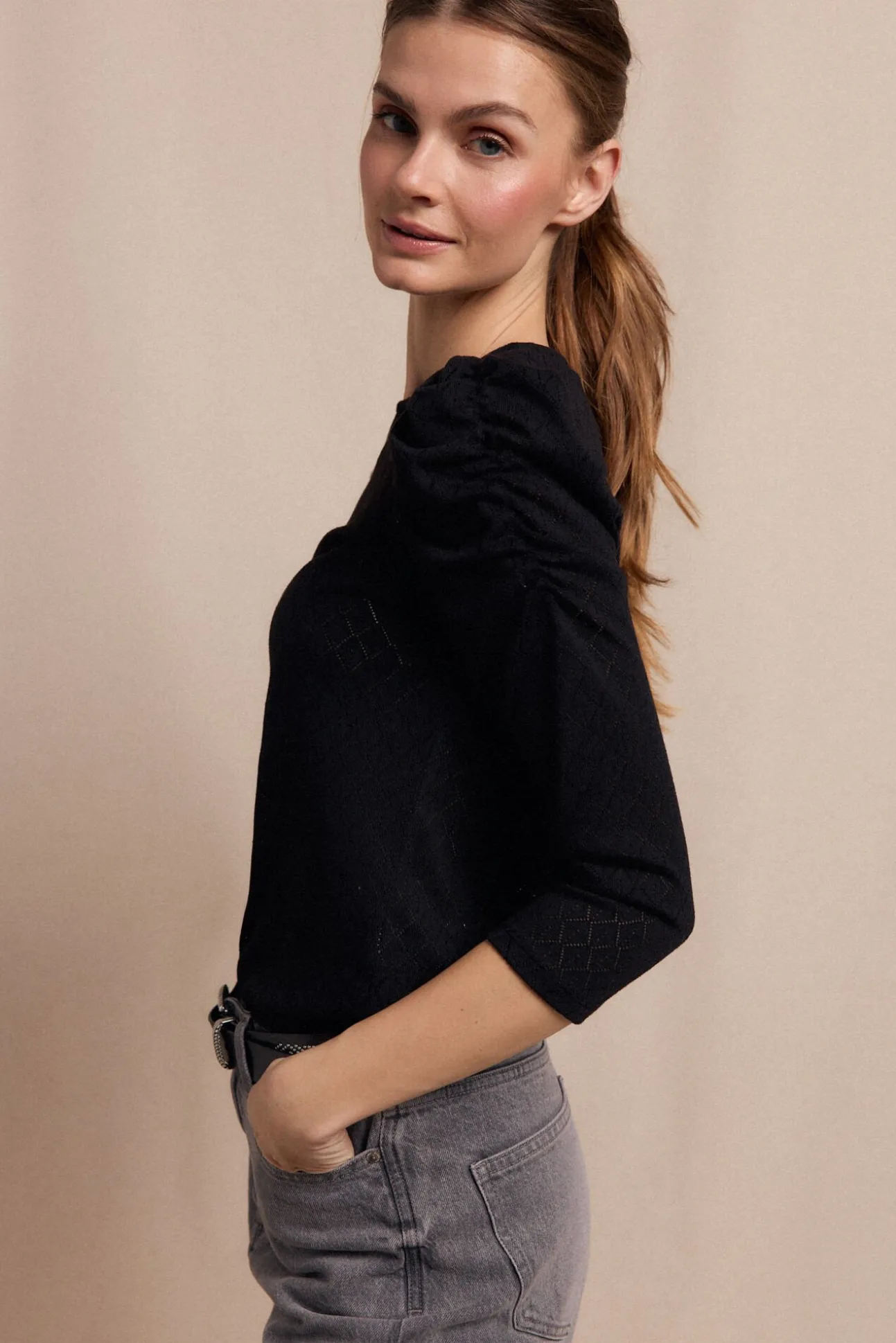 Top estructura manga abullonada