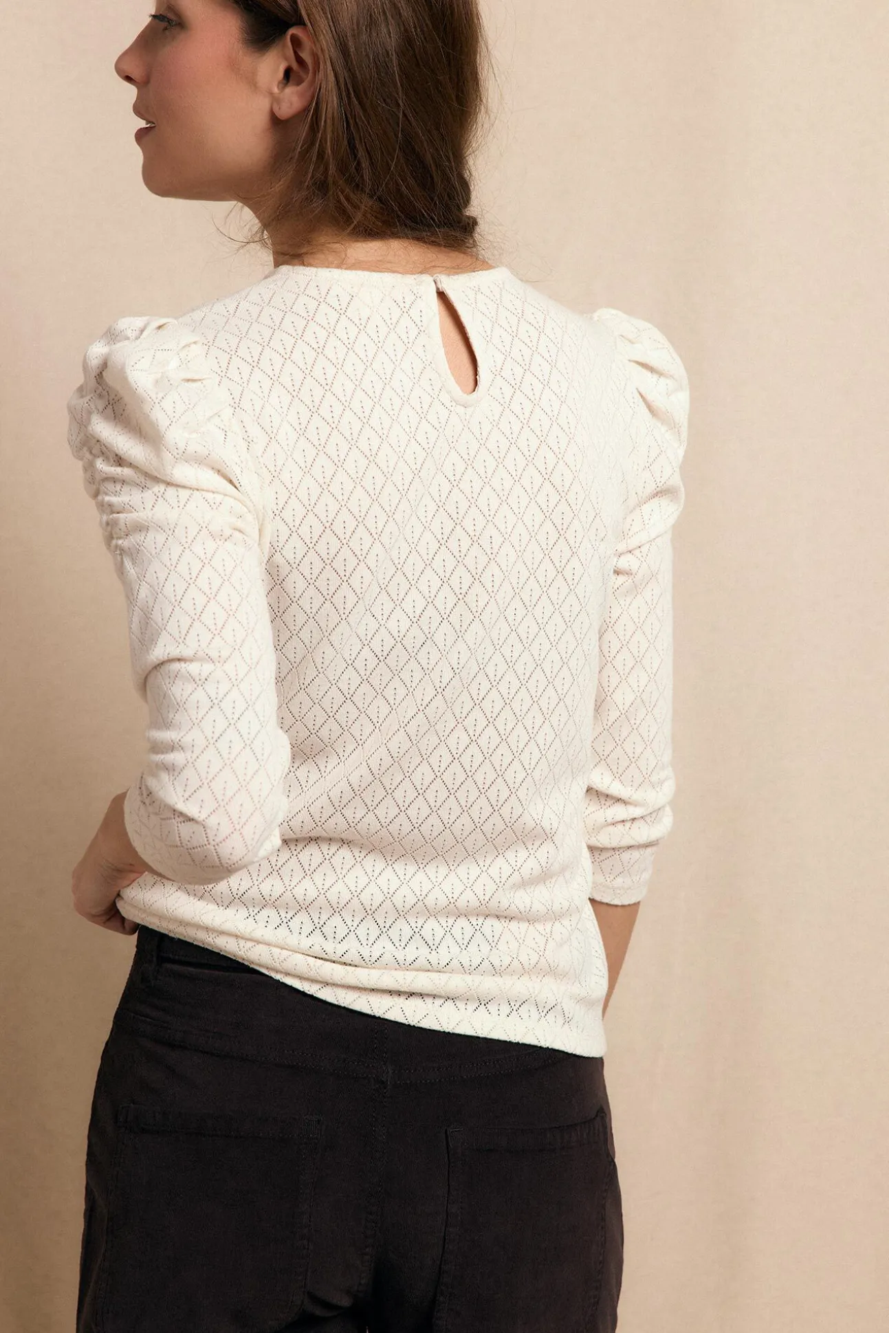 Top estructura manga abullonada