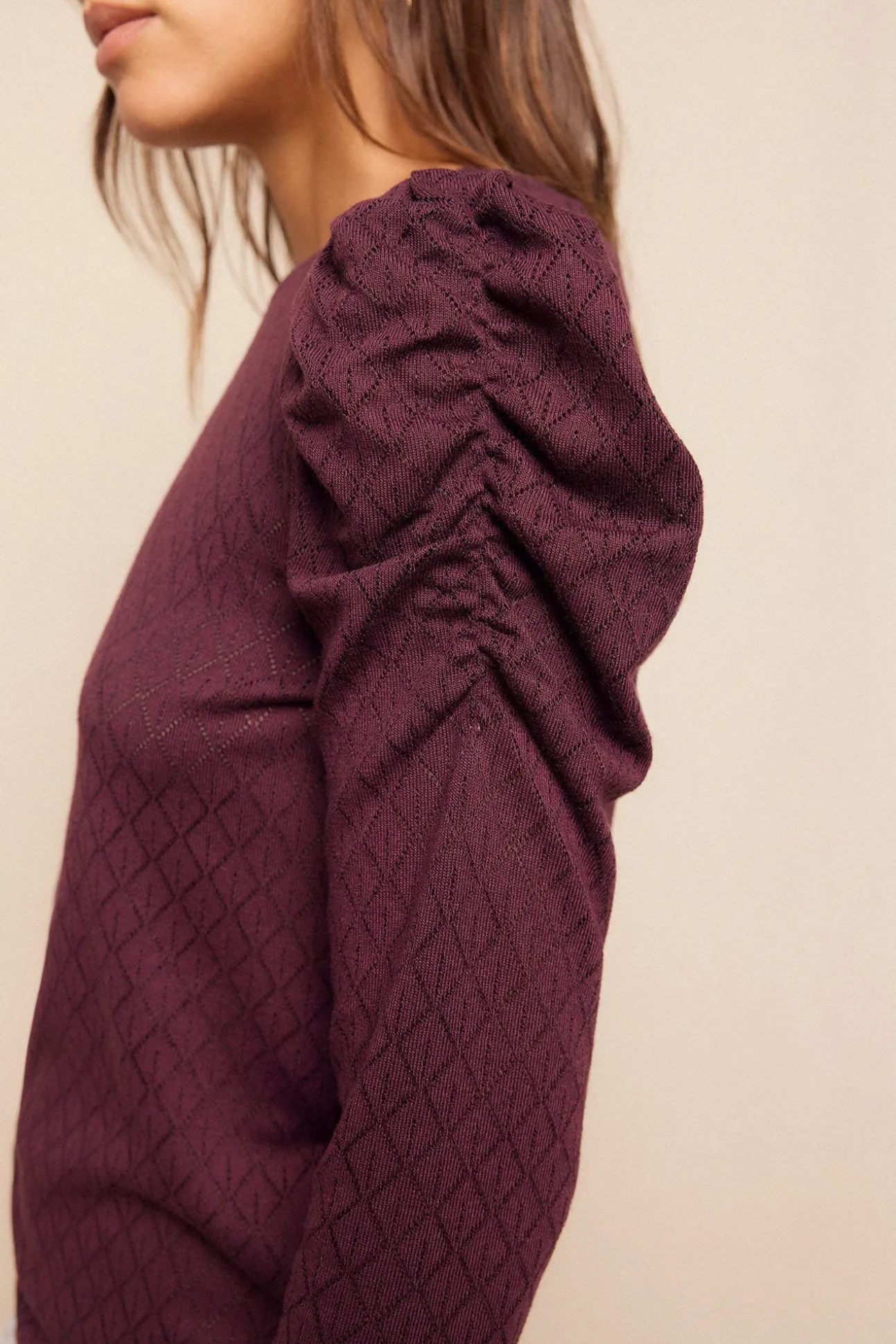 Top estructura manga abullonada