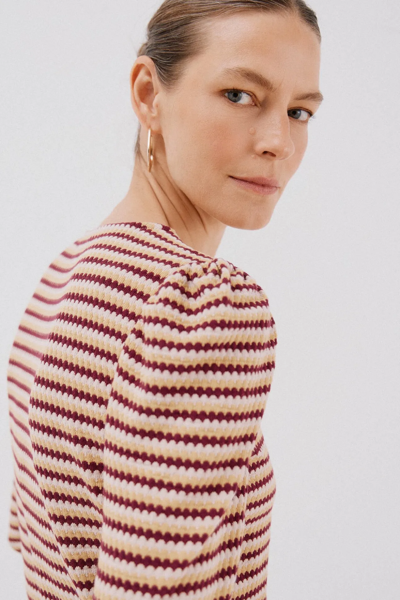 Top estructura rayas multicolor