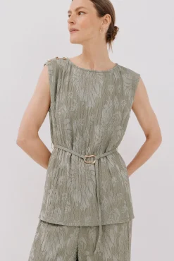 Top jacquard hebilla