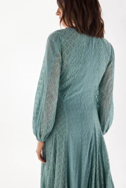 Vestido combinado de encajes