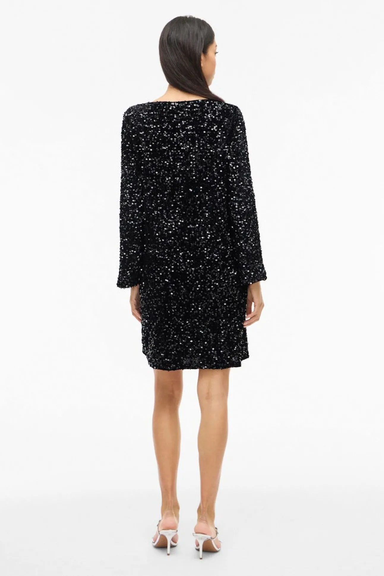 Vestido corto con lentejuelas