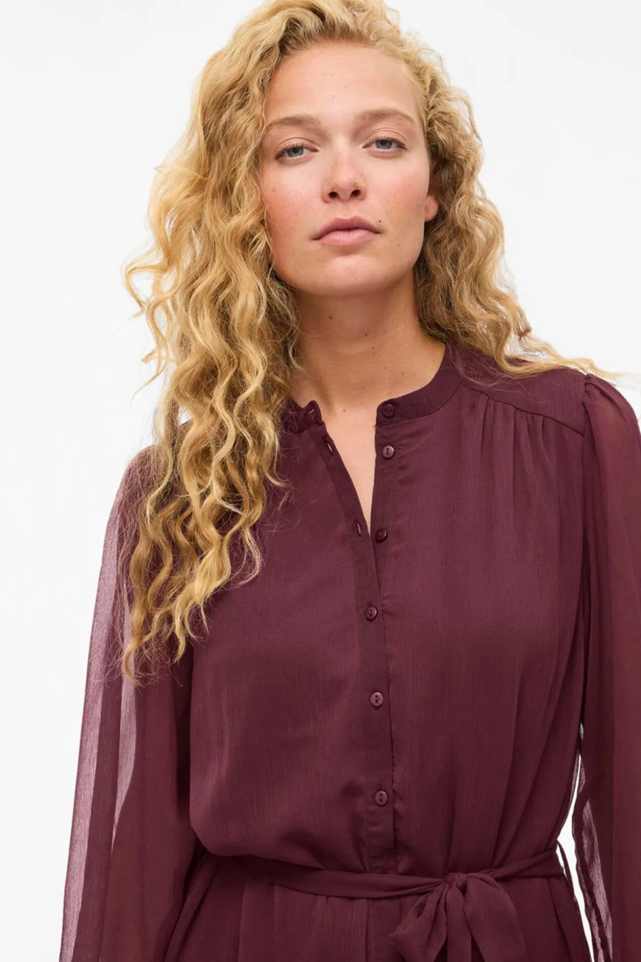 Vestido corto de gasa