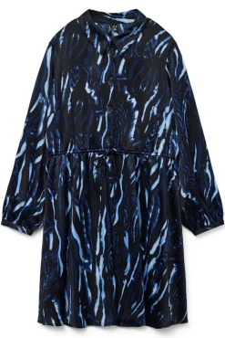 Vestido corto de manga larga talla grande