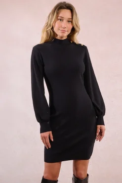 Vestido corto de manga larga detalle botones