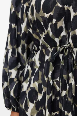 Vestido corto de manga larga Curve