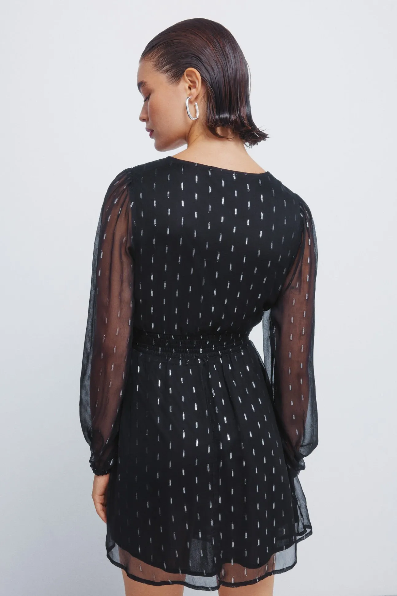 Vestido corto detalles lurex