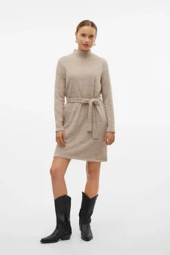 Vestido corto manga larga