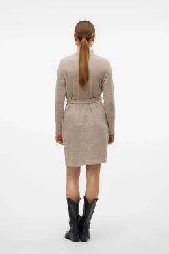 Vestido corto manga larga