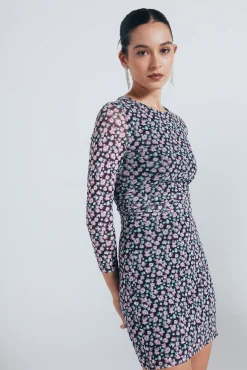 Vestido corto tubo estampado