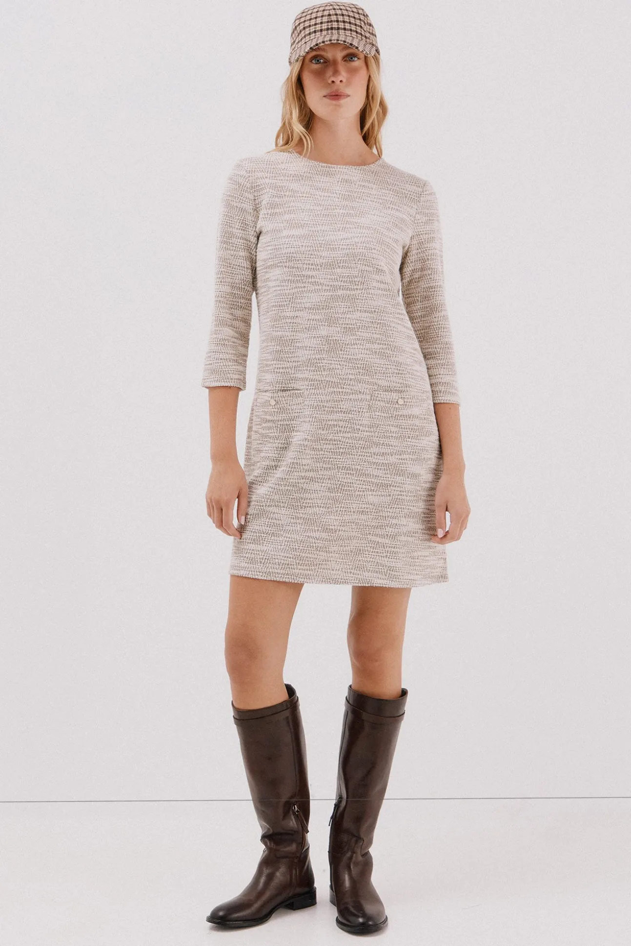 Vestido corto tweed