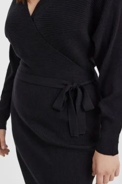 Vestido de punto cruzado talla grande