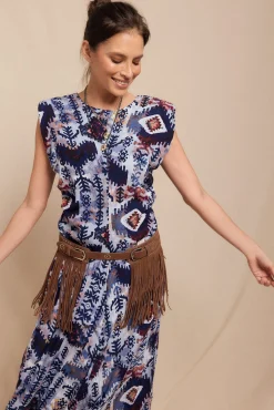 Vestido estampado hombreras