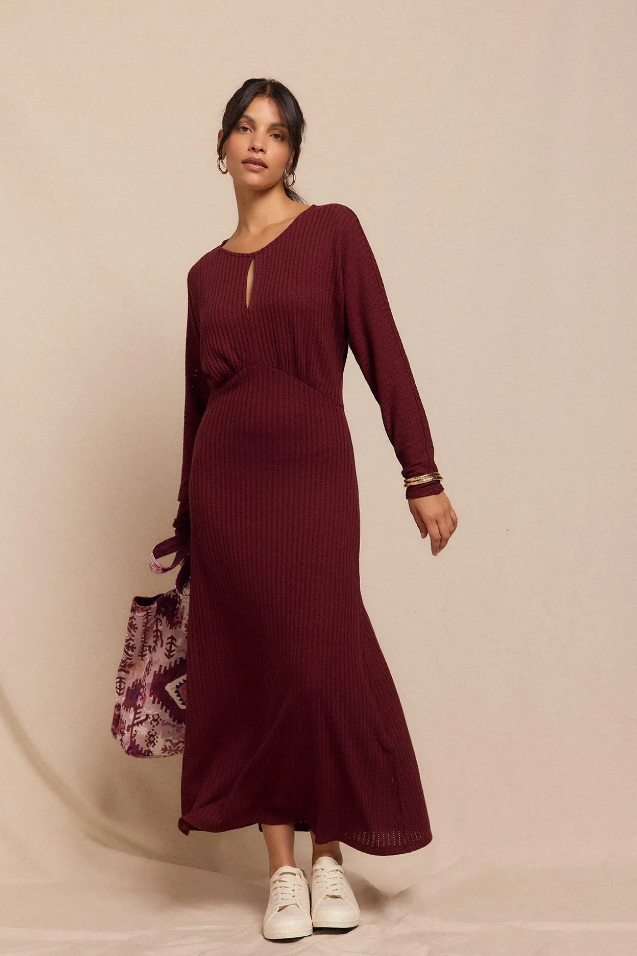 Vestido estructura manga murciélago