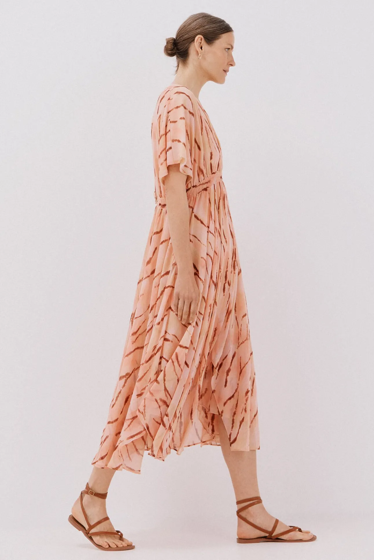 Vestido largo estampado fluido