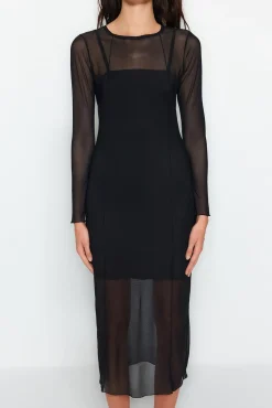 Vestido midi ajustado