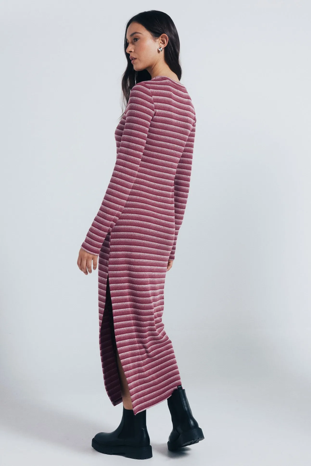 Vestido midi ajustado estructura rayas