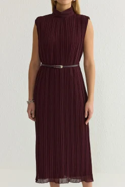 Vestido midi plisado