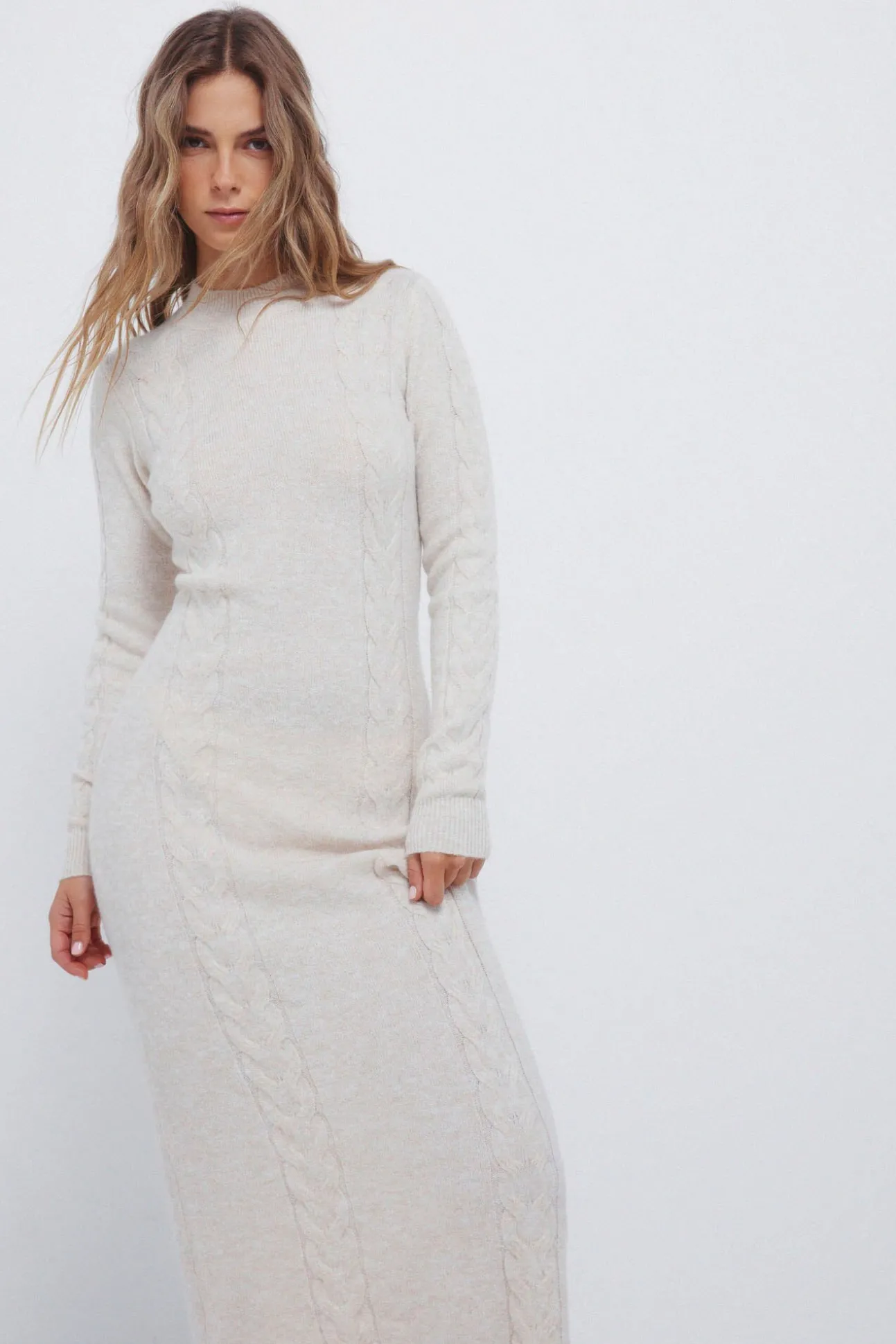 Vestido midi punto cable knit
