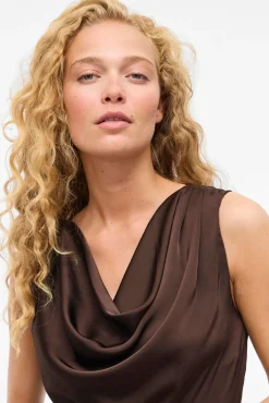 Vestido midi satinado