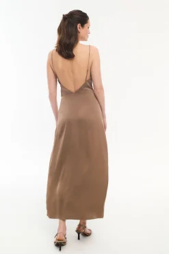 Vestido midi satinado