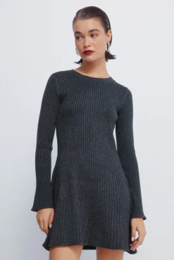 Vestido punto corto canalé