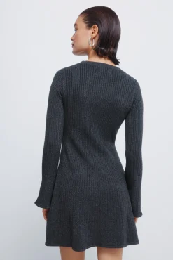 Vestido punto corto canalé
