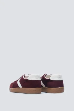 Zapatilla estilo retro