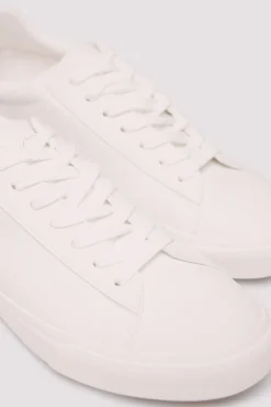 Zapatilla monocolor básica