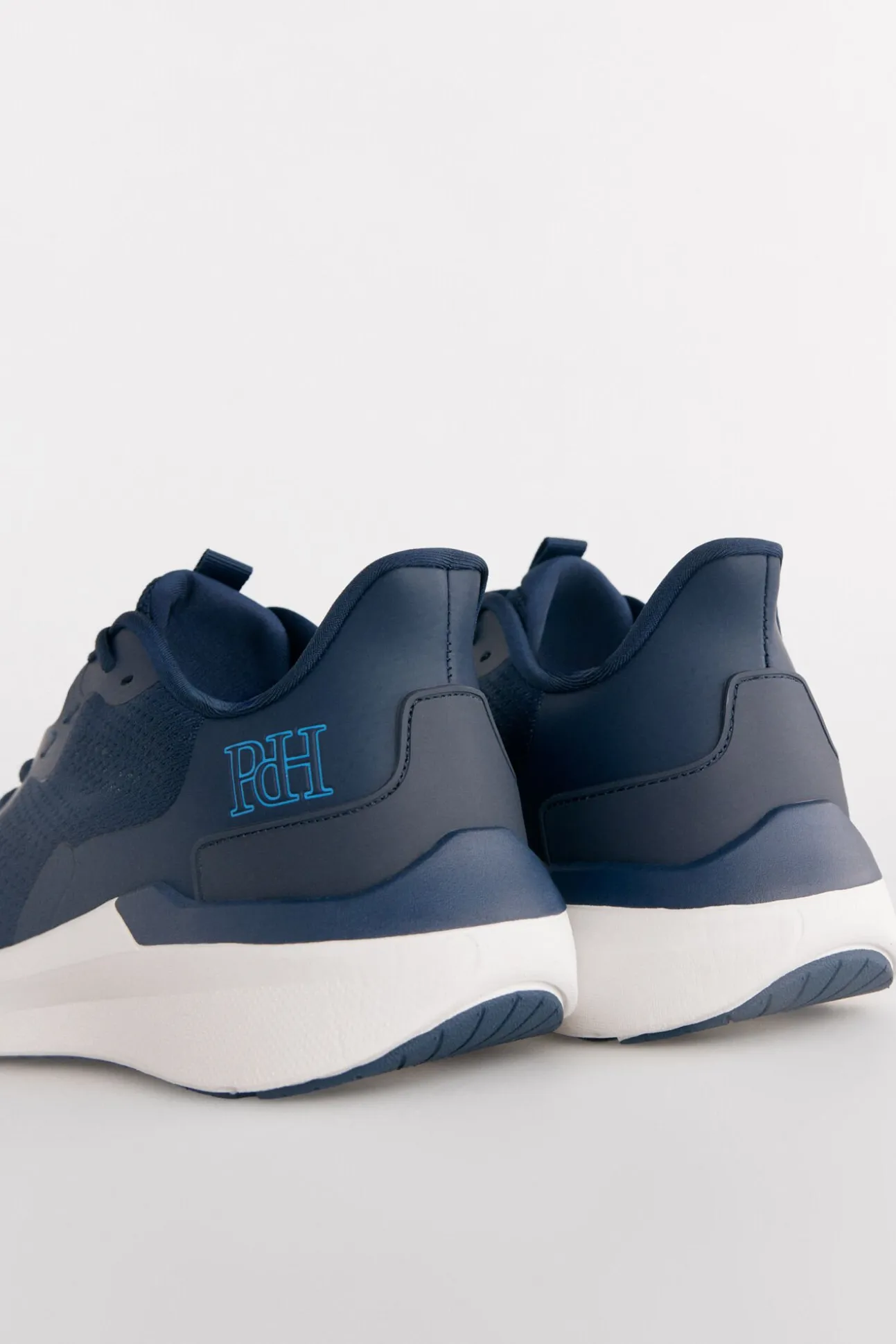 Zapatilla textil cordones