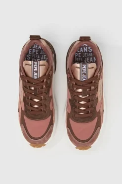 Zapatillas bajas con cuero