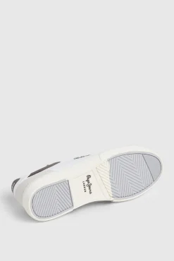 Zapatillas Clásicas Con Detalles En Ante