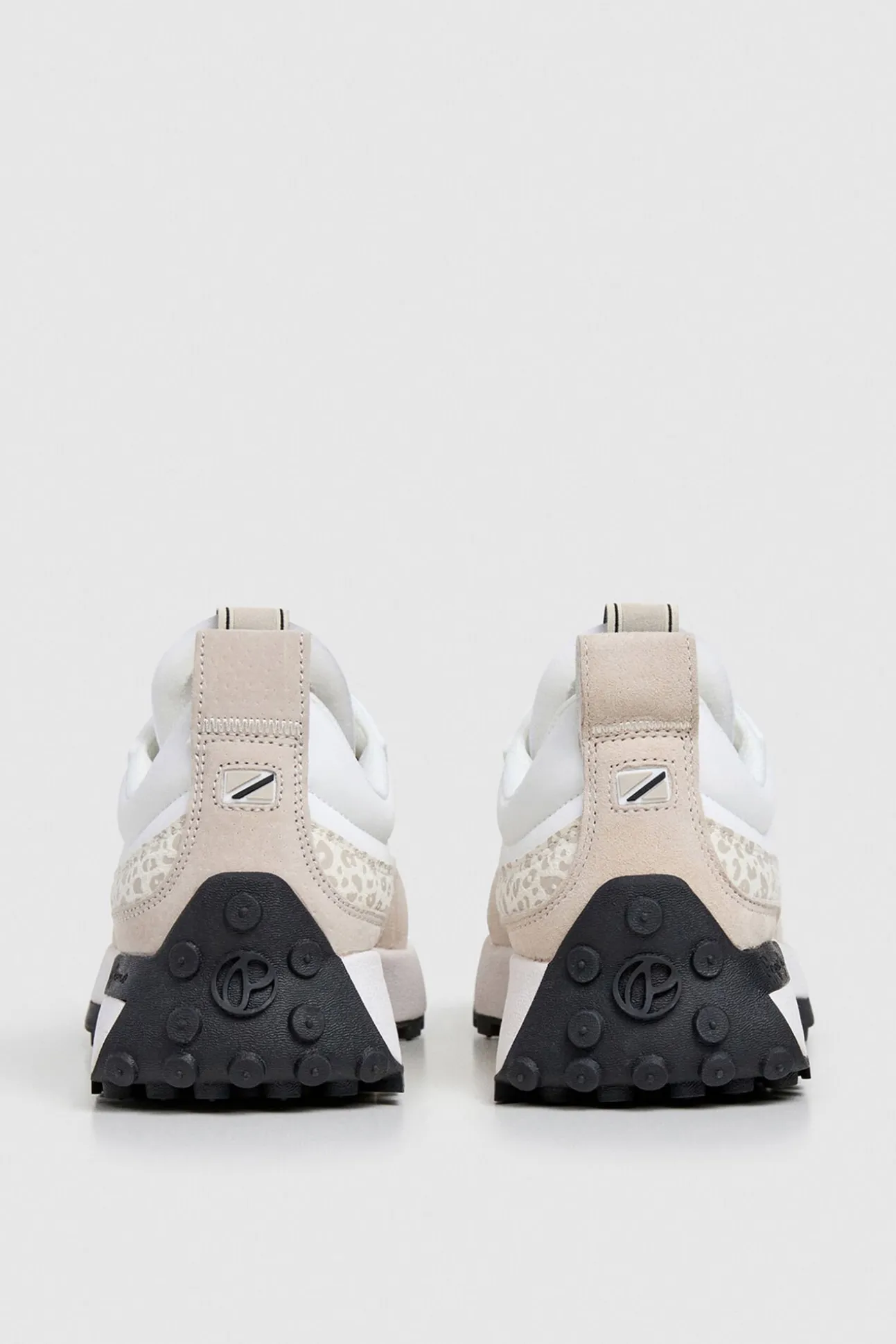 Zapatillas Combinadas