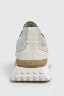 Zapatillas Con Detalles En Ante