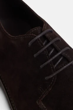 Zapato clásico serraje