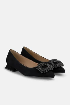 Zapato plano adorno circular