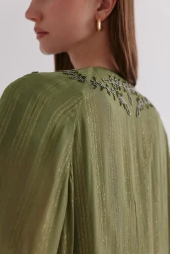 Zena. Kimono bordado